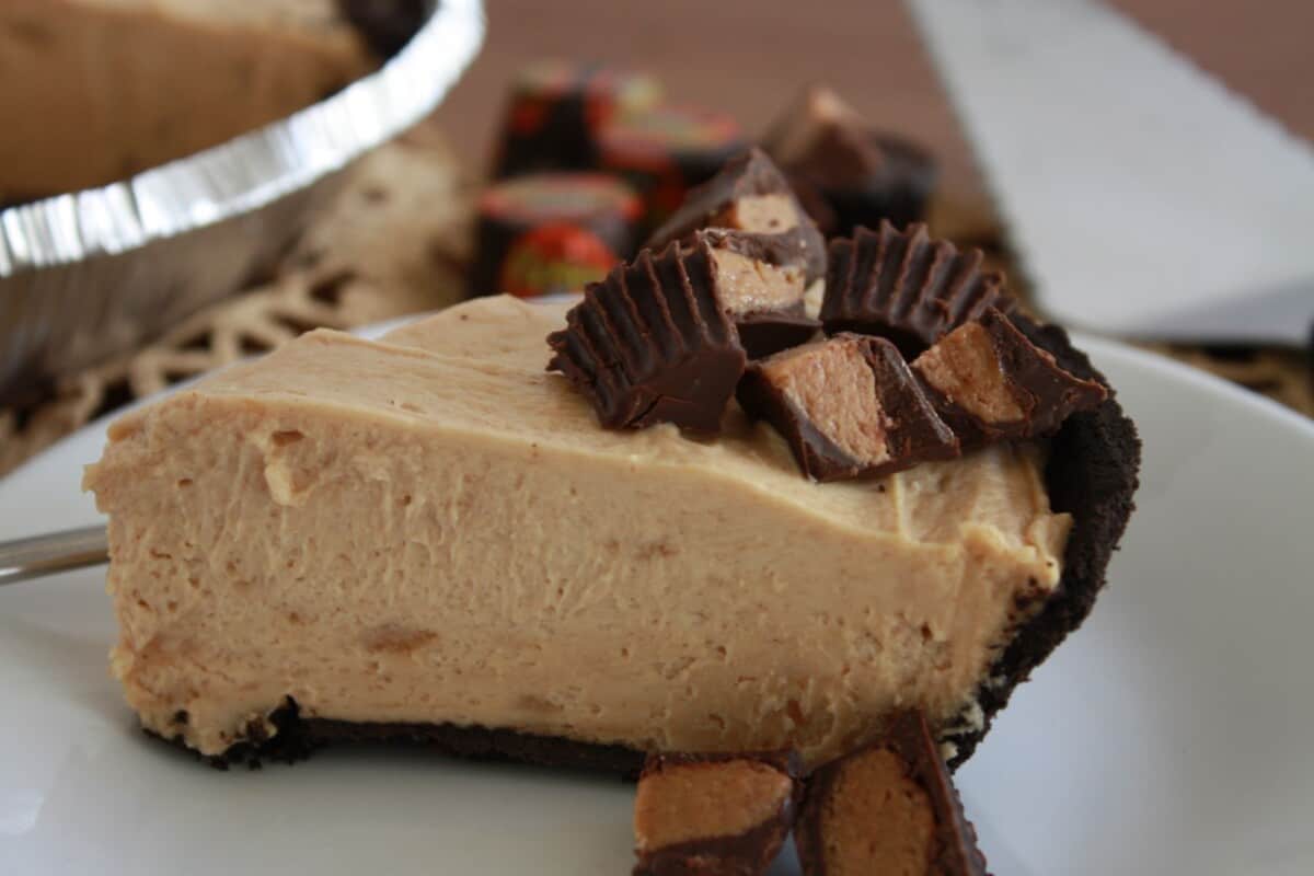 frozen peanut butter cup pie close up June 2019