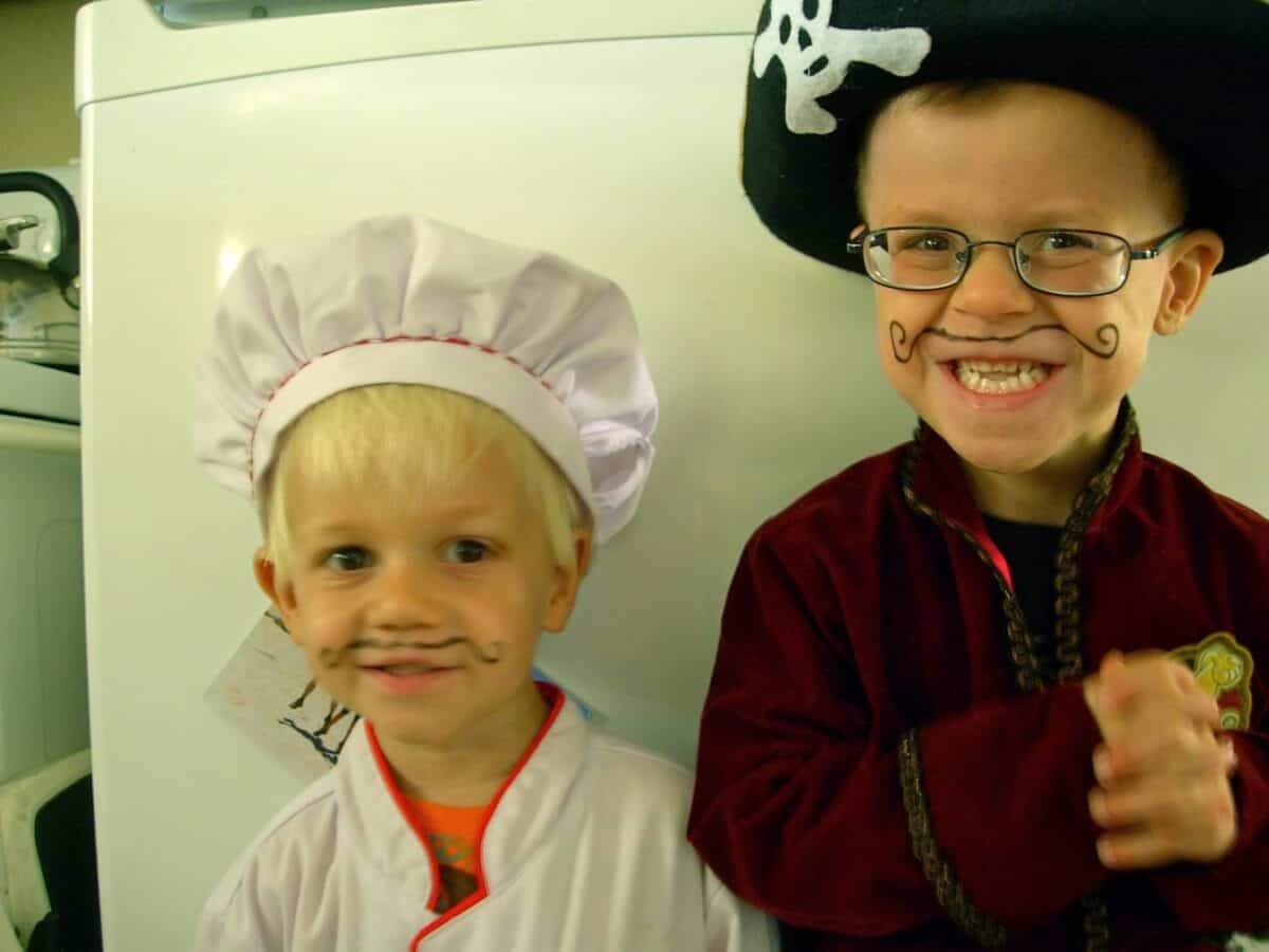Pirates and Chefs like to cook.