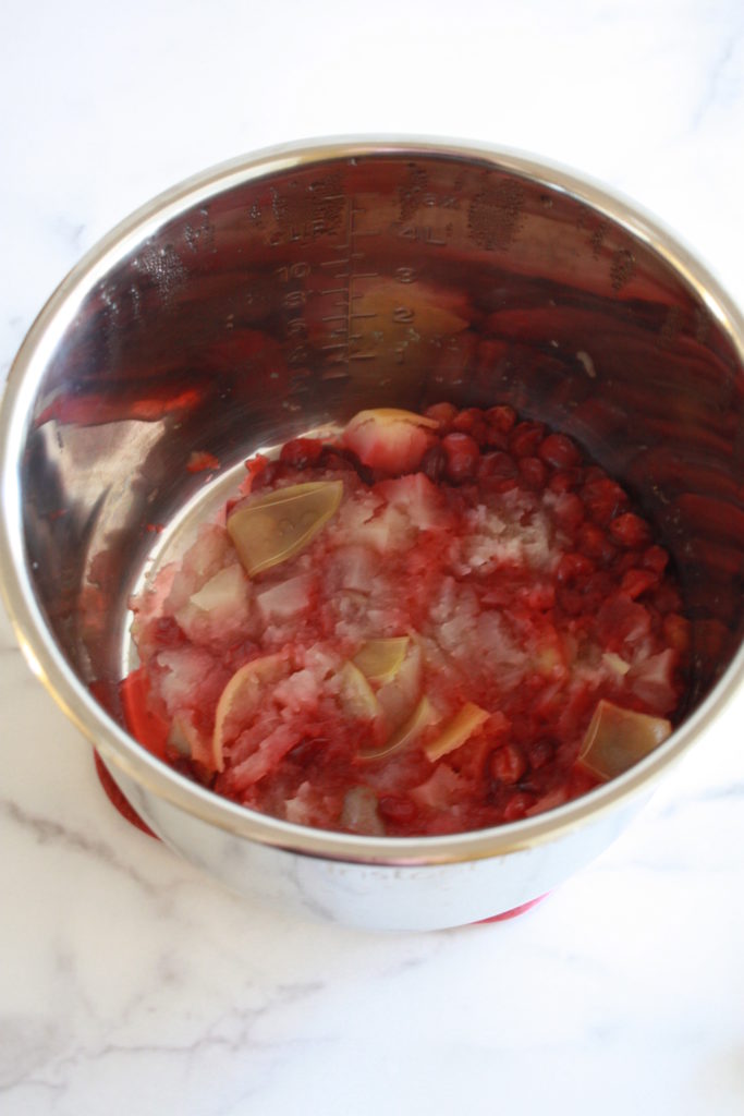 Instant Pot Cranberry Apple Sauce