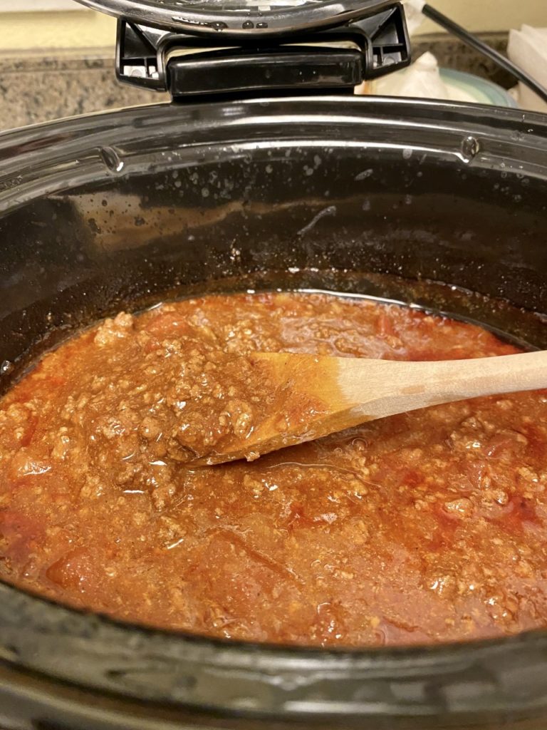 Slow Cooker Beef & Bacon Chili 