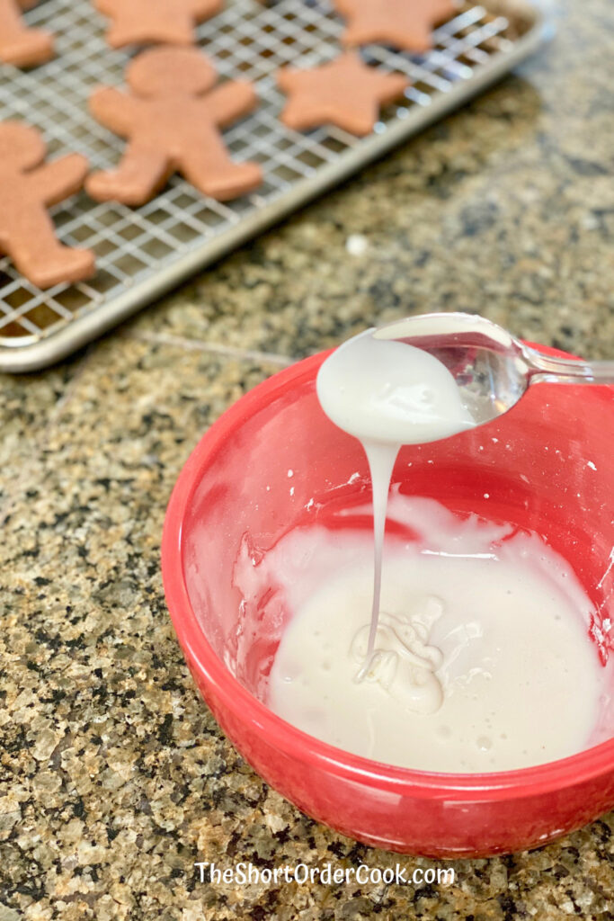Easy Cookie Icing correct consistency