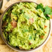 What To Serve With Enchiladas easy-guacamole-recipe-1 joyfoodsunshine