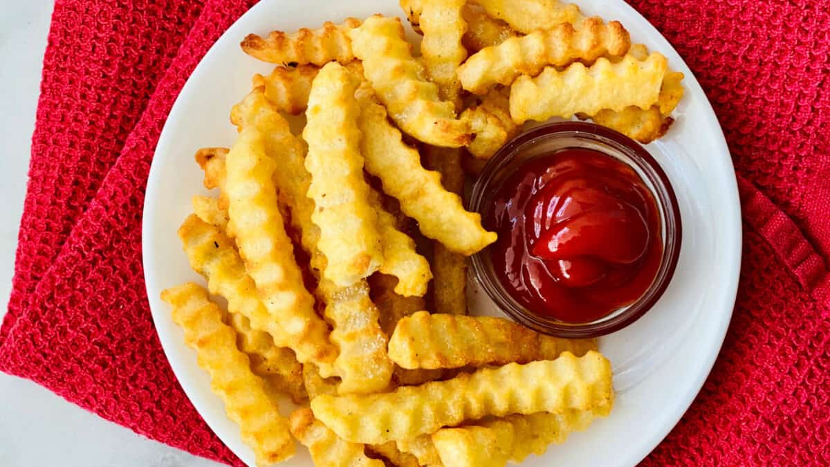 Air Fryer Frozen Crinkle French Fries
