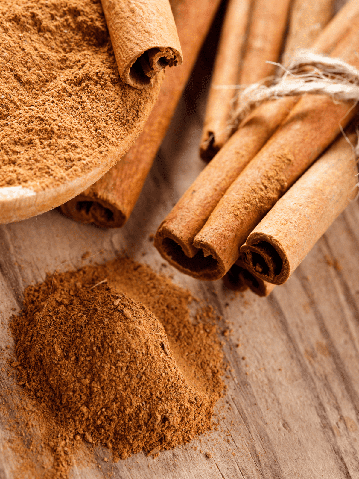 Cinnamon sticks and ground spice.