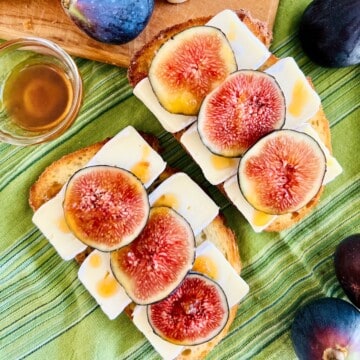 Fig and Brie Bruschetta ready to eat.