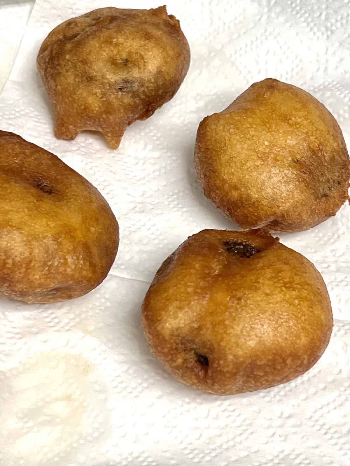 Deep Fried Oreos Draining on paper towels.