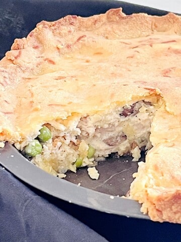 Keto Chicken Pot Pie with almond flour crust and shredded chicken creamy filling.