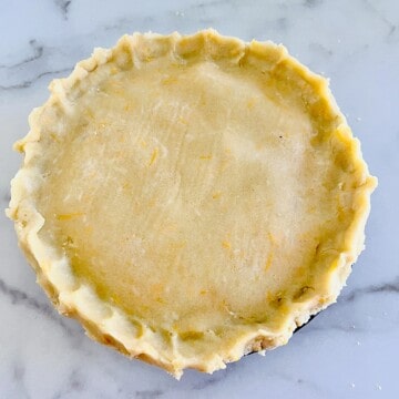 Savory Keto Pie Crust recipe made with almond flour and cheese.