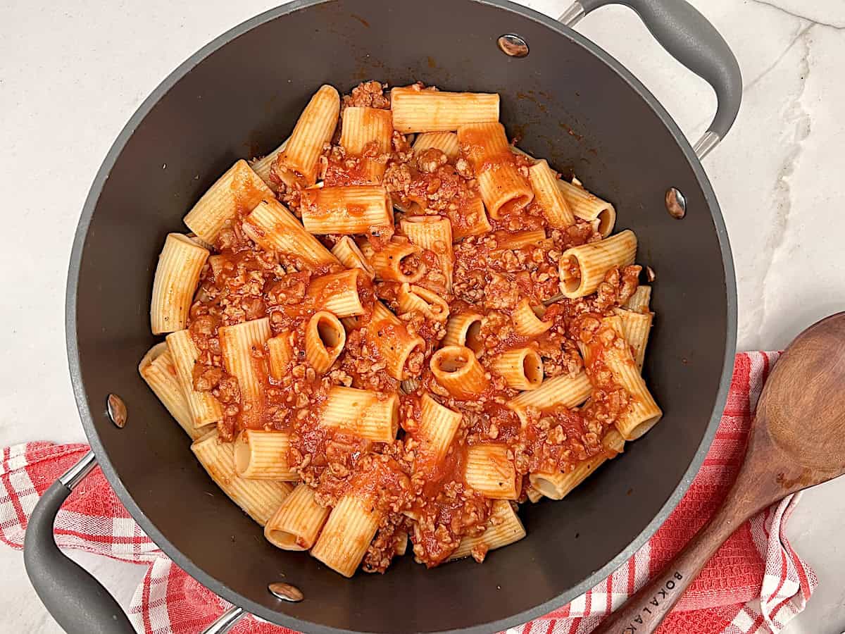 Rigatoni and Meat Sauce Best recipe for ground pork Italian sausage tomato sauce with tube pasta